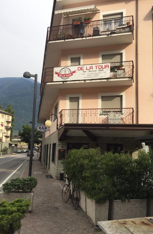 De La Tour Hotel Tirano Exterior photo